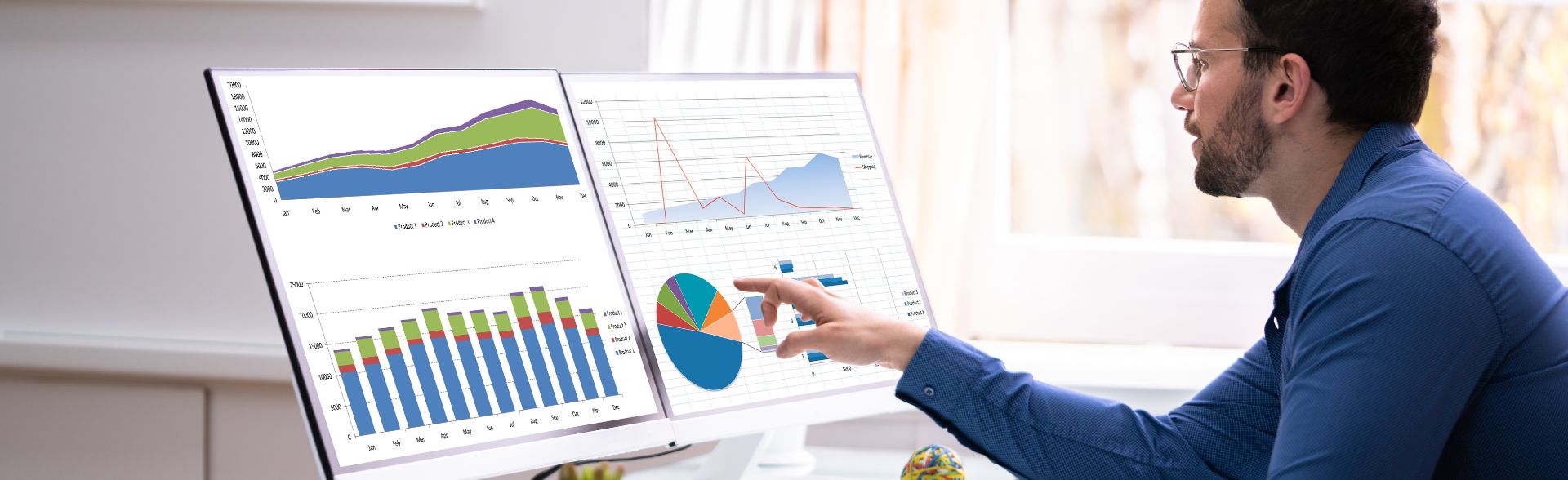 Header graphic in blog article: Man analyzes data in a dashboard on his computer